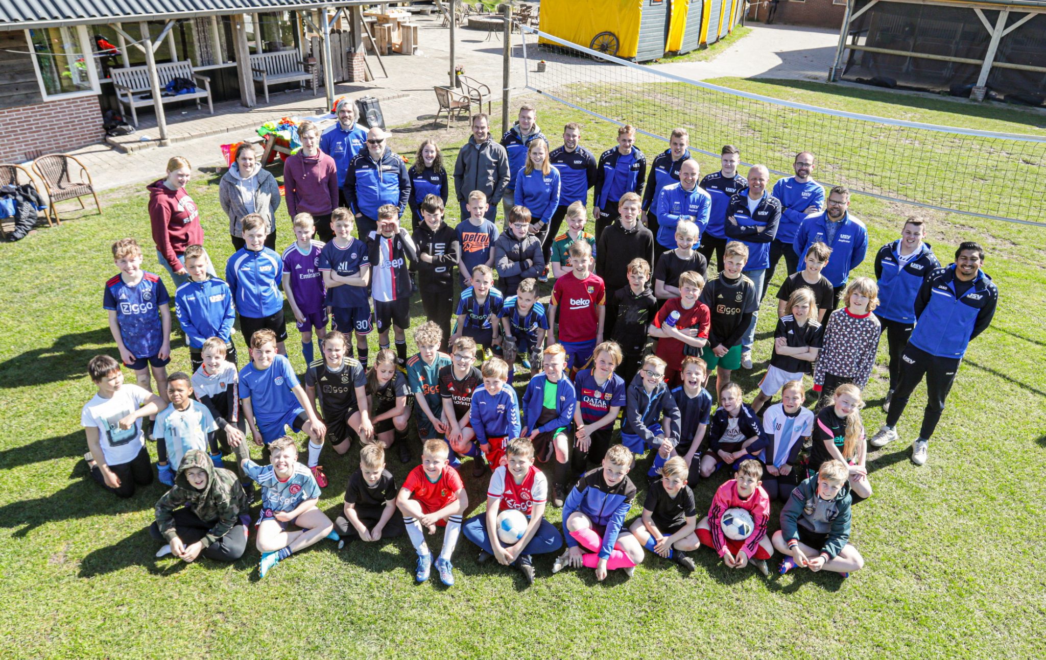 Jeugd USV was op voetbalkamp