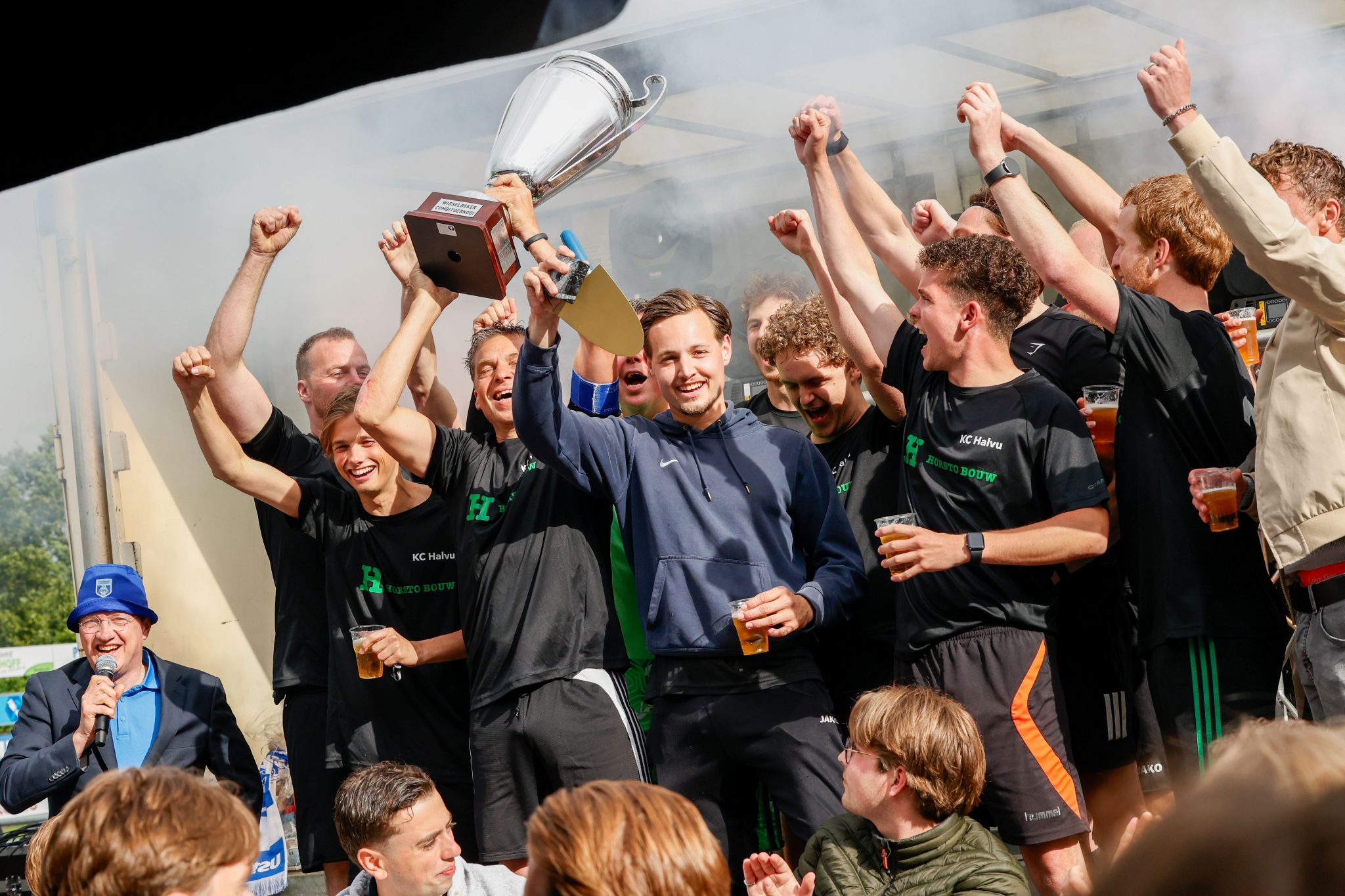 KC HALVU en BuroVitaal prolongeren titel tijdens toernooien USV