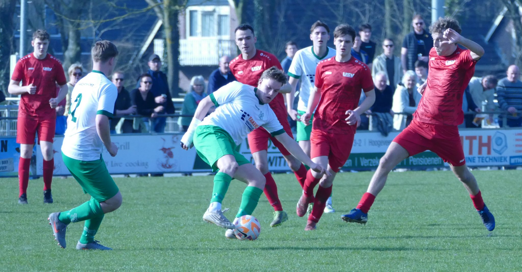 USV helpt Pesse in het zadel