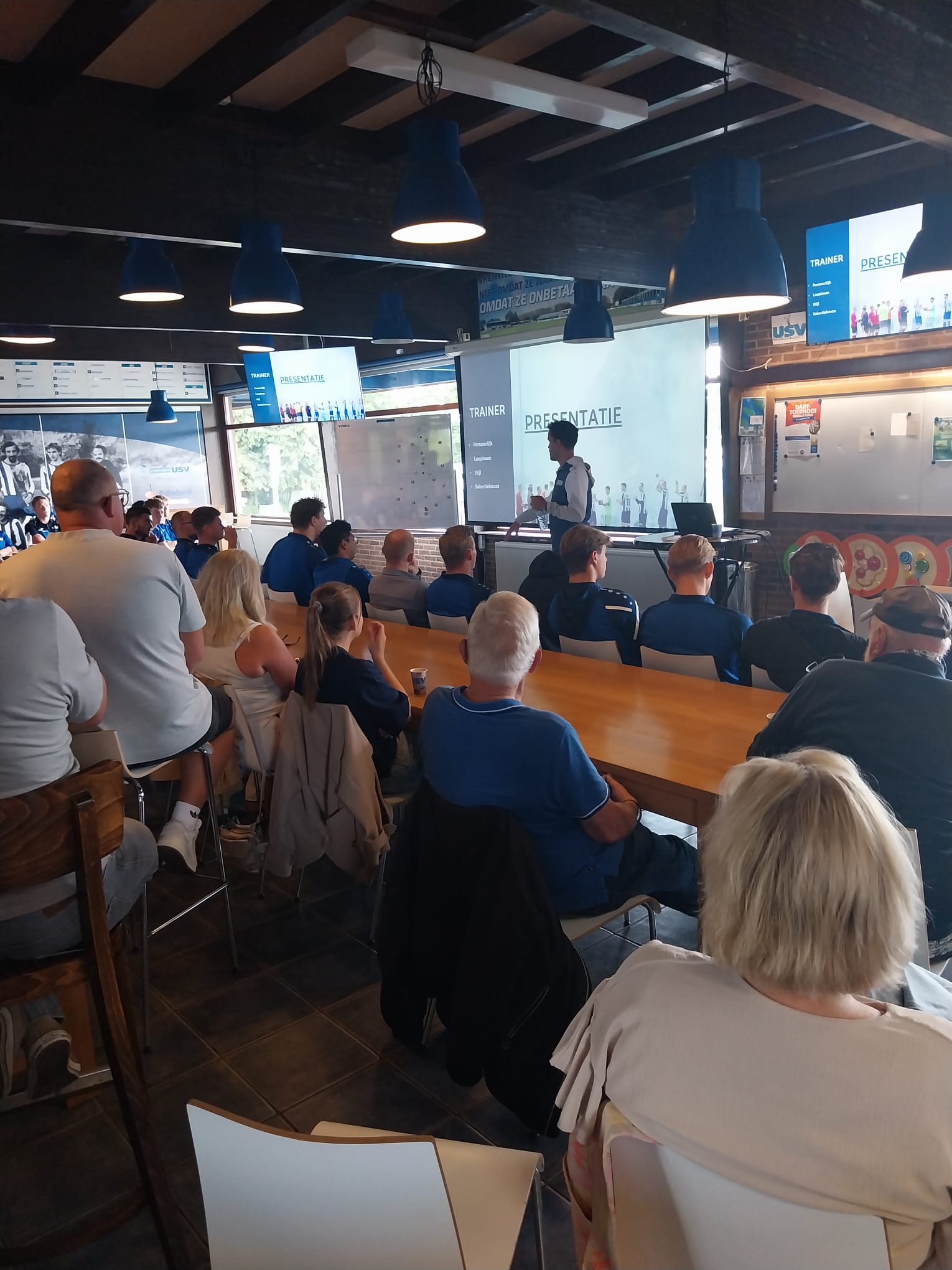 Goede opkomst bij presentatie Gregory Wismeijer