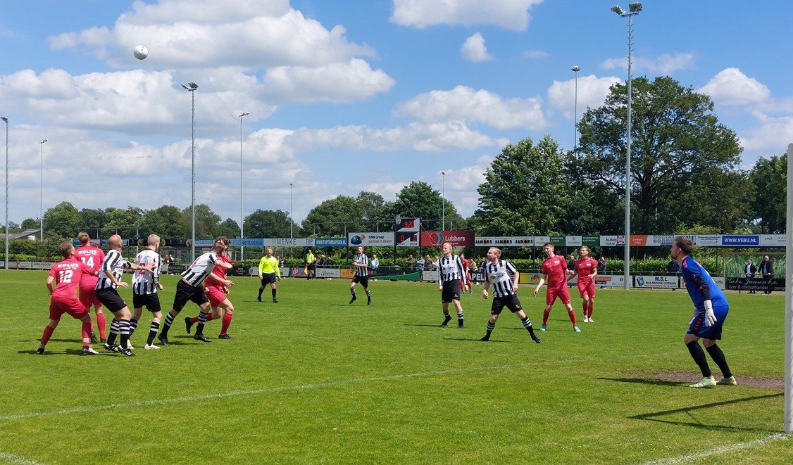 USV zondag op bezoek bij SVV '04